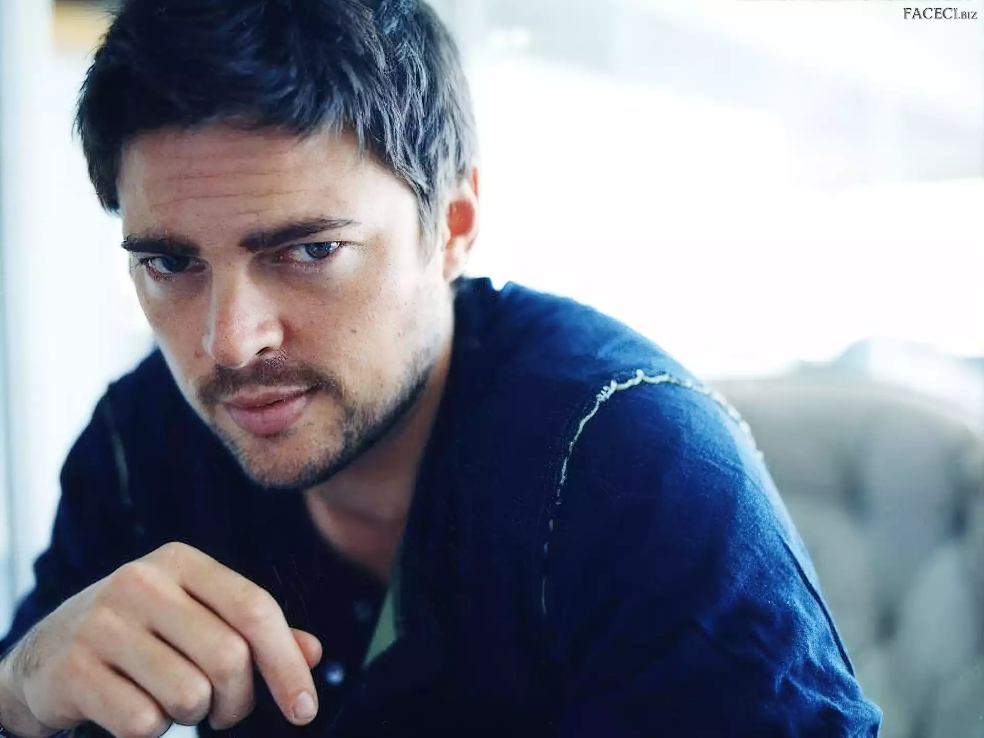 Aktor, Karl Urban